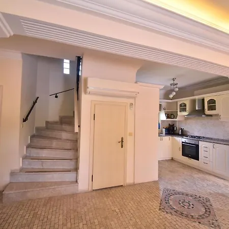 Phoenix Φετιγιέ