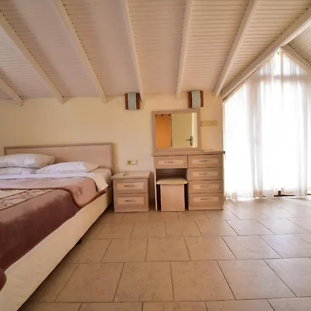 Phoenix Villa *